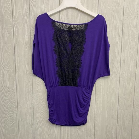 Express Purple Lace Back Short Sleeve Top Medium NWT - Picture 3 of 4